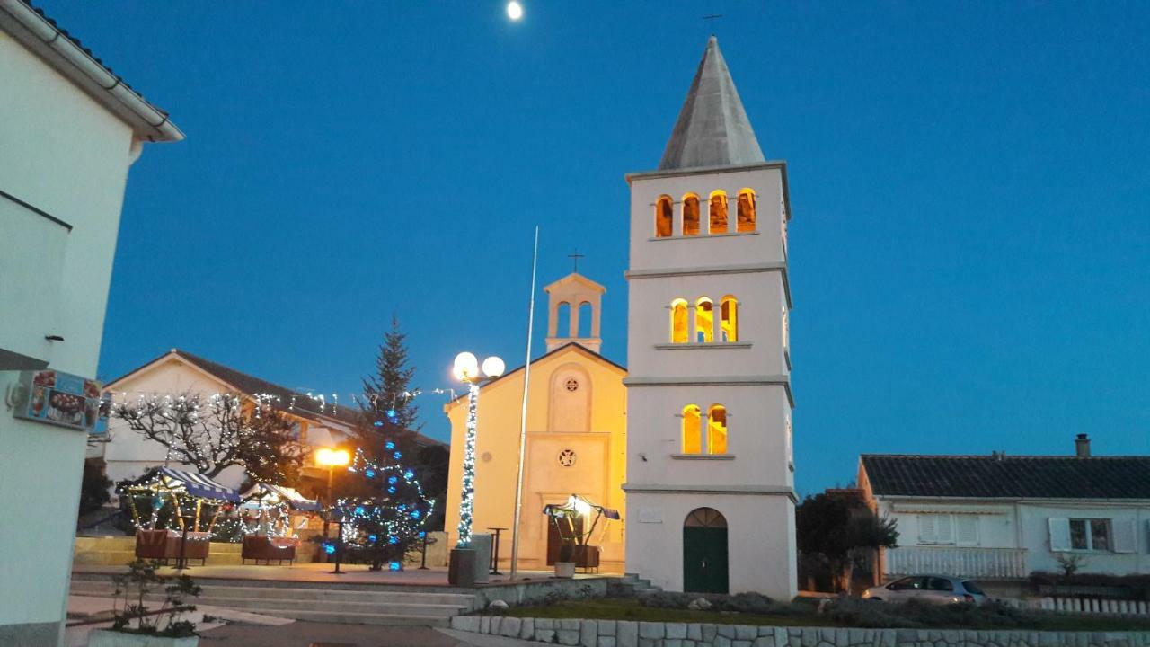 Apartamento Marina & Luka Povljana Exterior foto