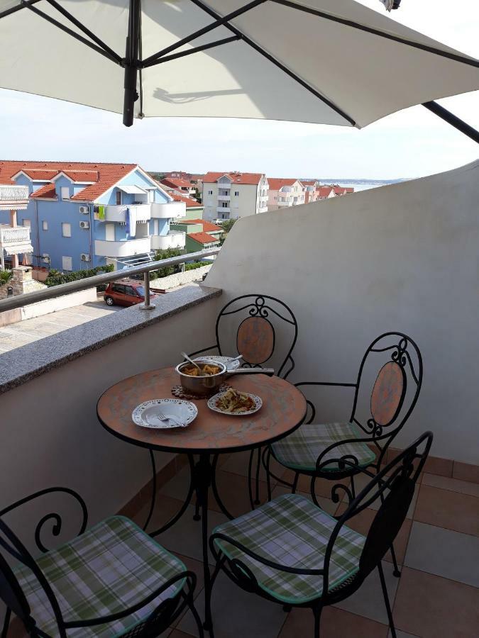 Apartamento Marina & Luka Povljana Exterior foto