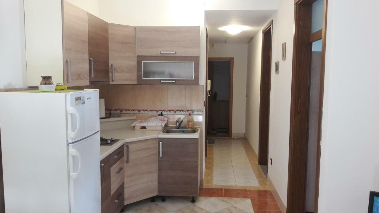 Apartamento Marina & Luka Povljana Exterior foto