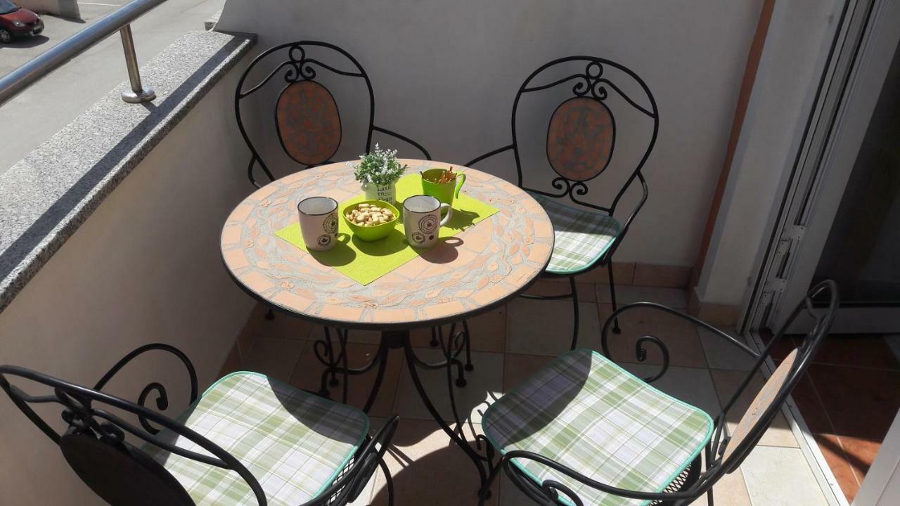 Apartamento Marina & Luka Povljana Exterior foto